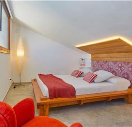 4  bedroom villa with pool, Scopello, sleeps 8